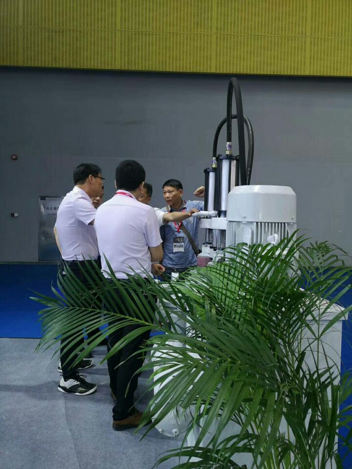 咸阳华星泵业于6月18日参加广州陶瓷展会